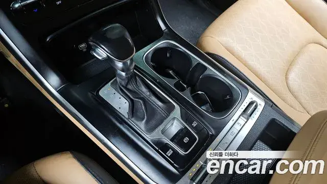 Kia Carnival 2021 — Фото 9/20