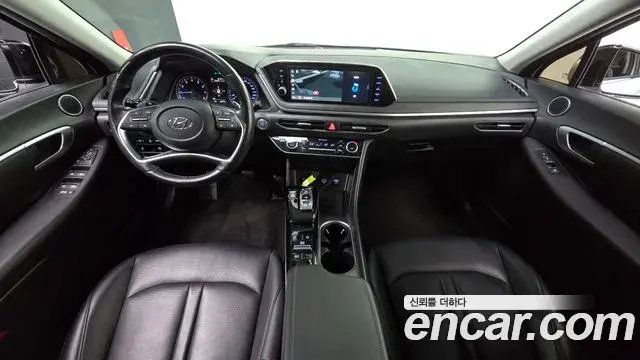 Hyundai Sonata Hybrid 2022 — Photo 5/20