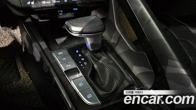 Hyundai The New Avante Hybrid 2022 — Şəkil 14/20