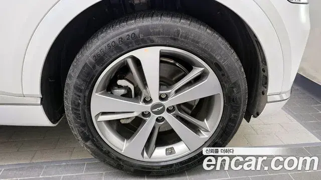 Genesis GV80 2021 — Photo 14/20