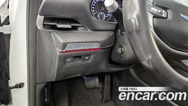 Genesis GV80 2021 — Photo 7/20