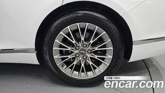 Genesis G80 2020 — ფოტო 5/20