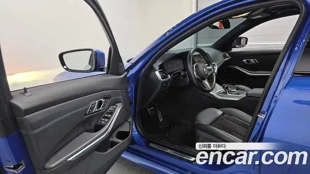 BMW 3 Series 2020 — Photo 17/20
