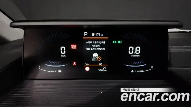 Hyundai Staria 2025 — Фото 8/20