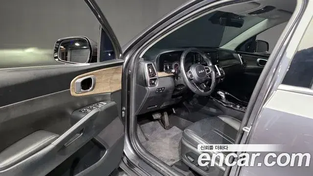Kia Sorento 2022 — ფოტო 12/20