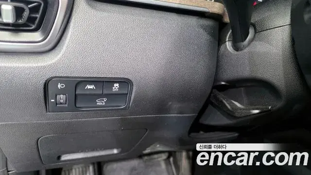 Kia Sorento 2022 — ფოტო 17/20