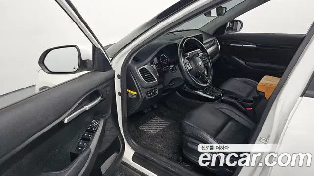 Kia Seltos 2019 — ფოტო 8/20