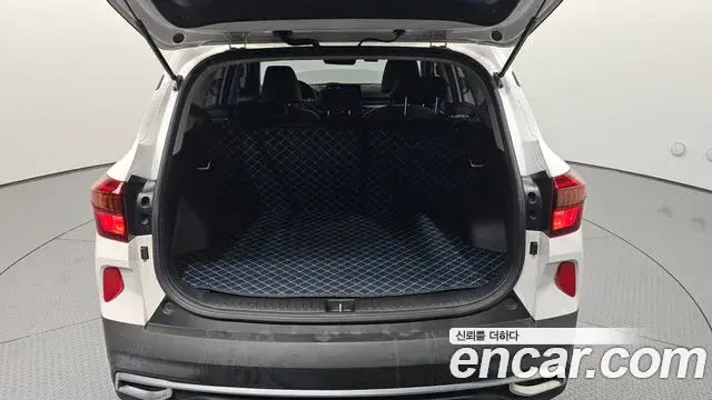 Kia Seltos 2019 — ფოტო 2/20