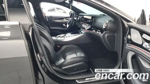 Mercedes-Benz AMG GT 2022 — Фото 11/20
