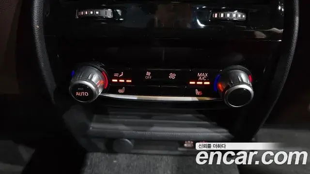 BMW 5 Series 2022 — ფოტო 7/20
