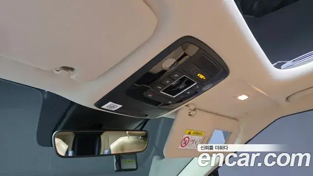 Kia Carnival 2020 — Фото 17/20