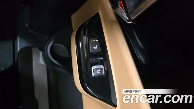 Kia Carnival 2020 — Фото 18/20