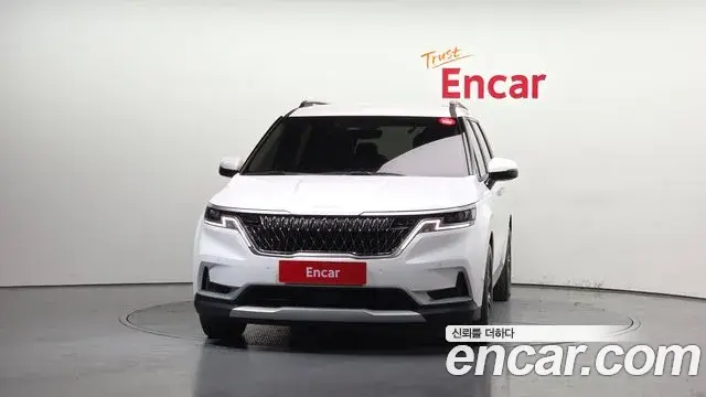 Kia Carnival 2023 — Фото 3/20