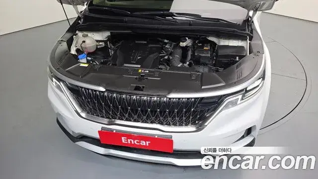 Kia Carnival 2023 — Фото 6/20