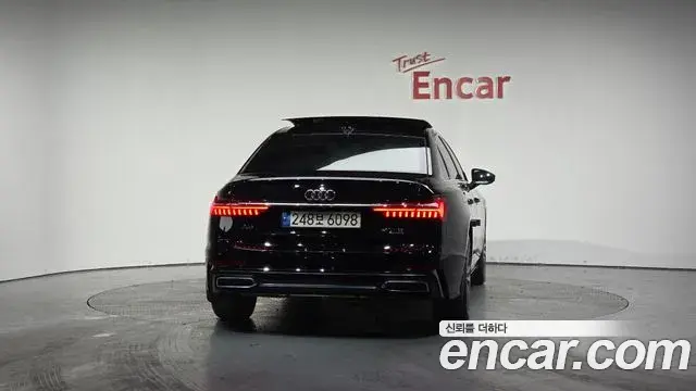 Audi A6 2022 — ფოტო 7/20