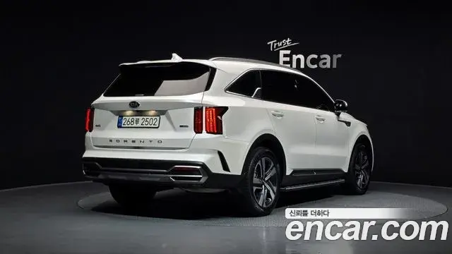 Kia Sorento 2021 — Фото 2/20