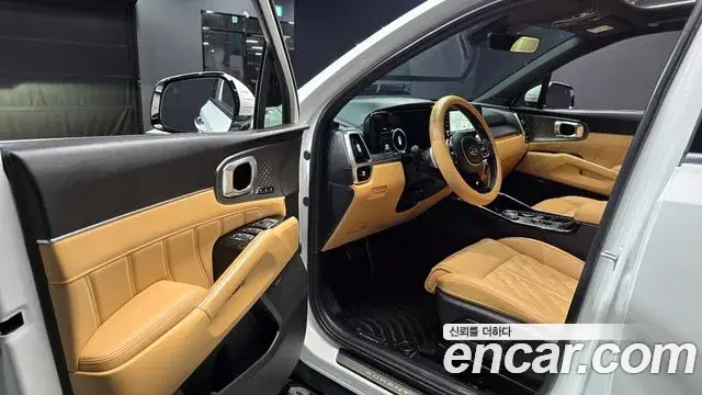 Kia Sorento 2021 — Фото 11/20