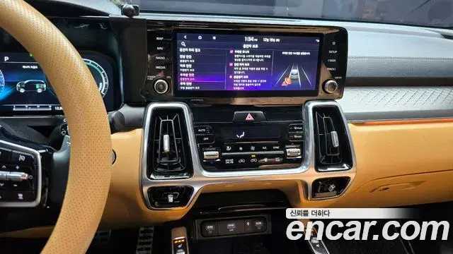 Kia Sorento 2021 — Фото 16/20