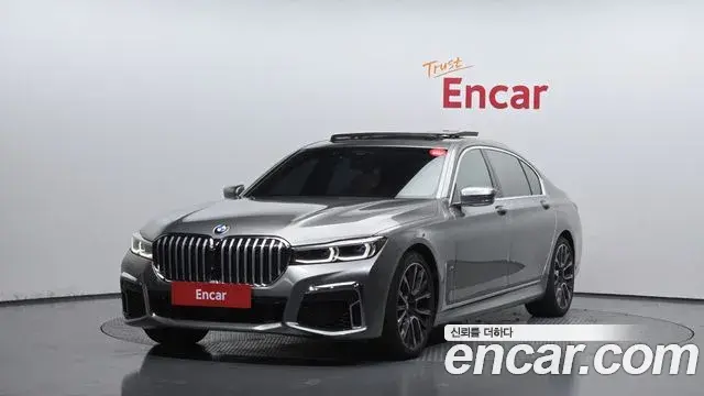 BMW 7 Series 2019 — ფოტო 13/20
