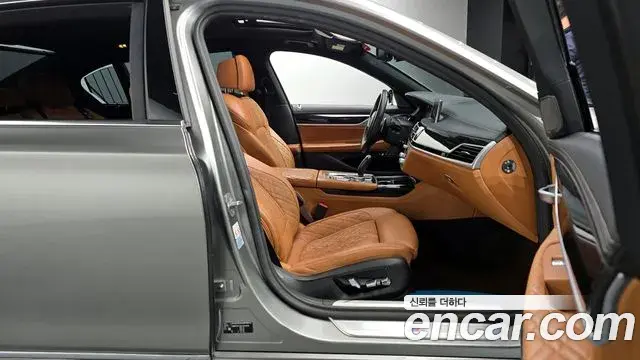 BMW 7 Series 2019 — ფოტო 11/20
