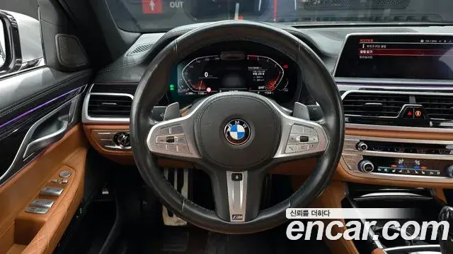 BMW 7 Series 2019 — ფოტო 17/20