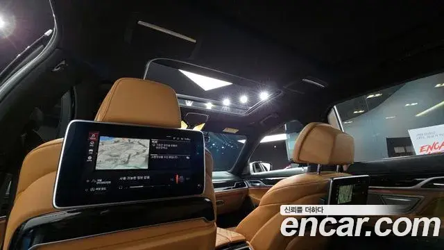 BMW 7 Series 2019 — ფოტო 5/20