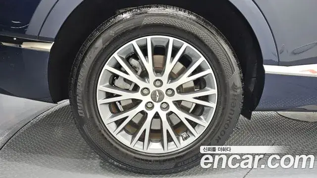 Genesis GV80 2021 — Photo 19/20