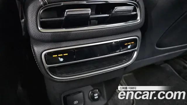Genesis GV80 2021 — Photo 15/20