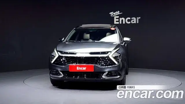 Kia Sportage 2022 — ფოტო 13/20