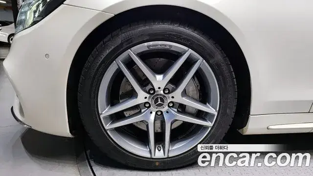 Mercedes-Benz S-Class 2019 — Şəkil 7/19