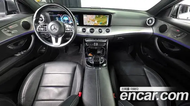 Mercedes-Benz E-Class 2018 — ფოტო 2/20