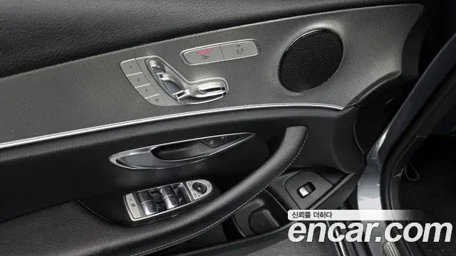 Mercedes-Benz E-Class 2018 — ფოტო 5/20