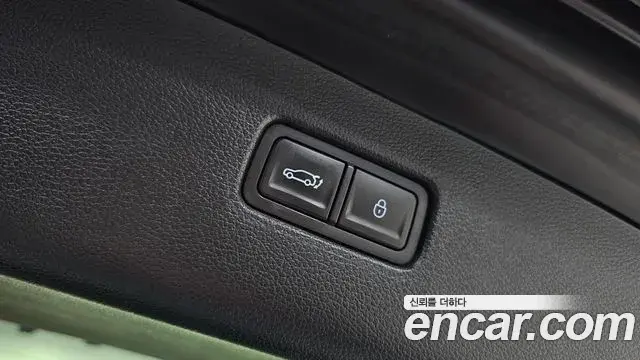 Genesis GV80 2021 — Photo 29/39