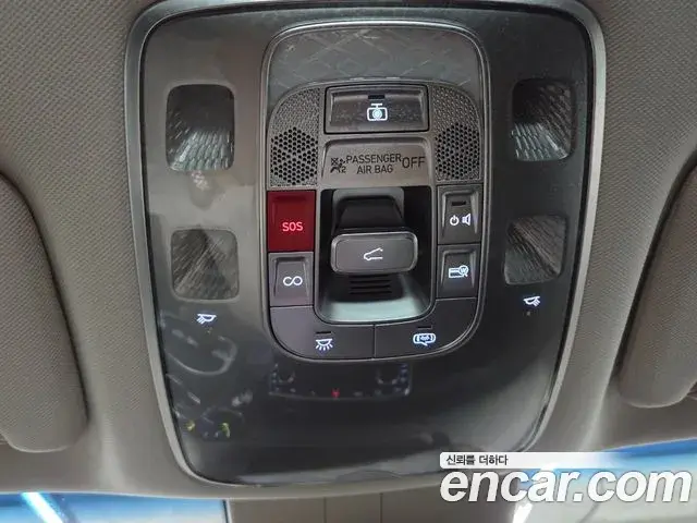 Genesis GV80 2021 — Photo 35/39