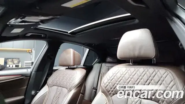 BMW 5 Series 2020 — ფოტო 5/20