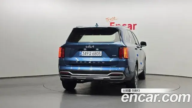 Kia Sorento 2022 — Şəkil 16/20