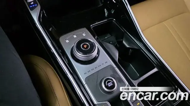 Kia Sorento 2022 — Şəkil 2/20