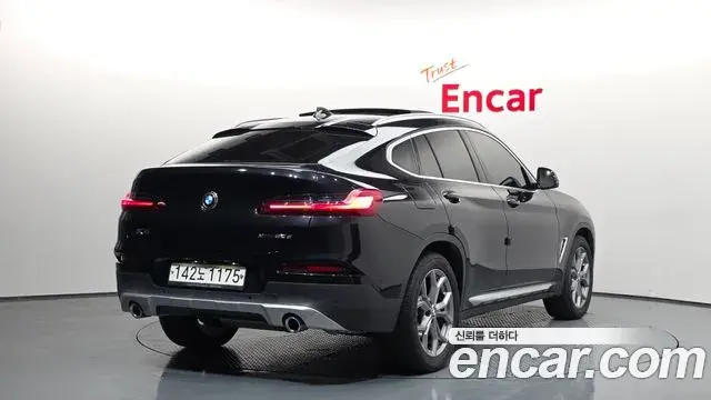 BMW X4 2020 — Photo 20/20
