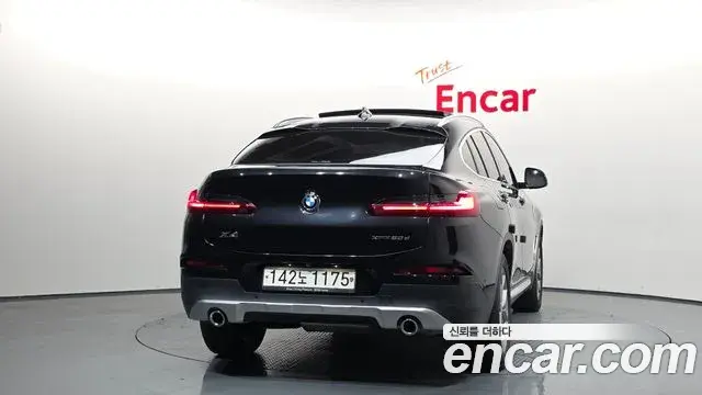 BMW X4 2020 — Photo 7/20