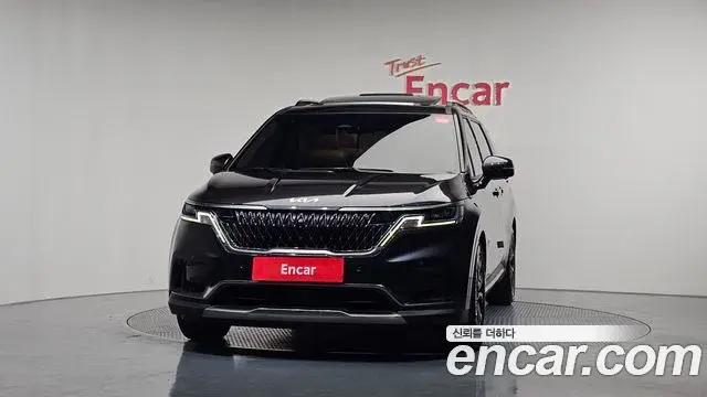 Kia Carnival 2022 — Фото 3/20