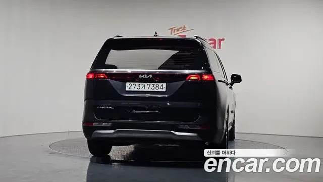 Kia Carnival 2022 — Фото 4/20