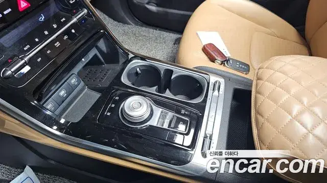 Kia Carnival 2022 — Фото 9/20