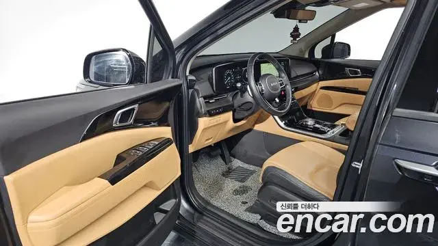 Kia Carnival 2022 — Фото 10/20