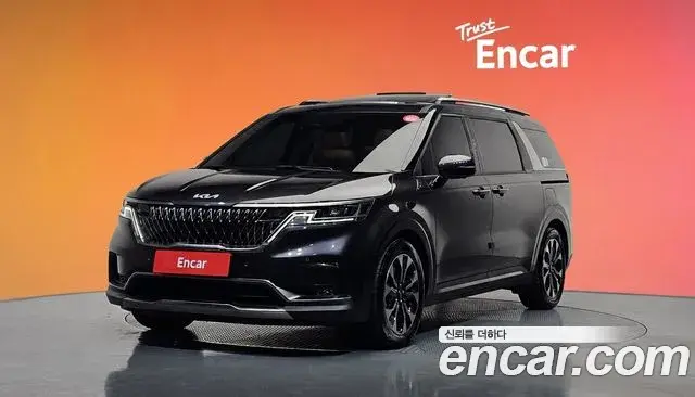 Kia Carnival 2022 — Фото 1/20