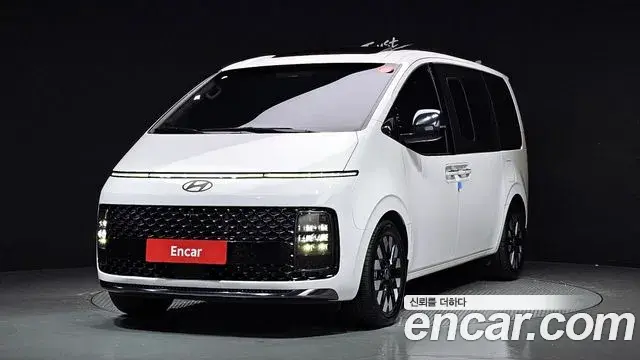 Hyundai Staria 2025 — Şəkil 2/20