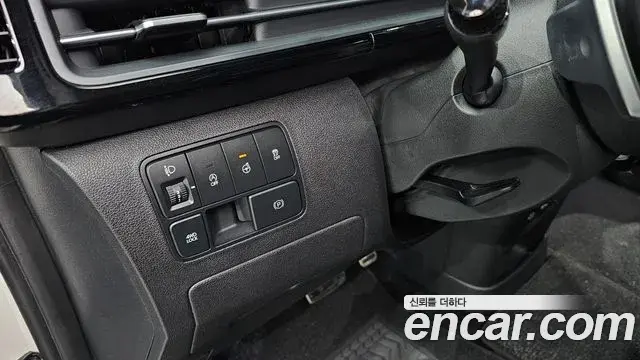 Hyundai Staria 2025 — Şəkil 6/20