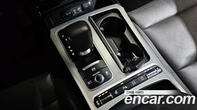 Kia Stinger 2019 — Photo 12/20