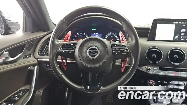 Kia Stinger 2019 — Photo 4/20