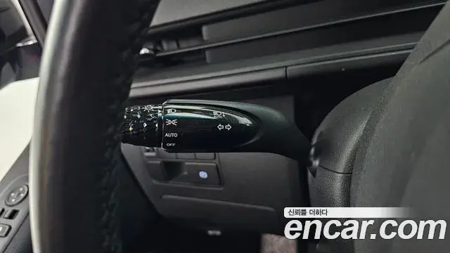 Hyundai Staria 2021 — ფოტო 19/20