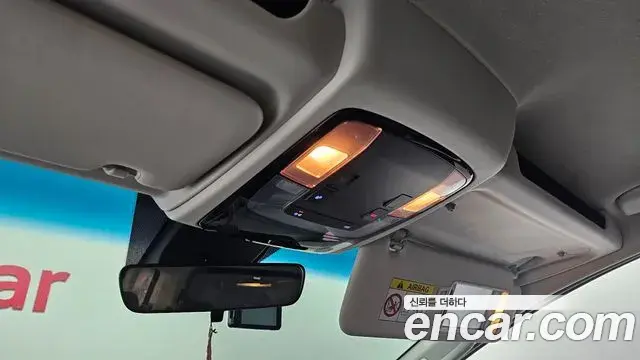 Hyundai Staria 2021 — ფოტო 15/20